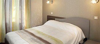 Hotel Auberge De La Bonde Logis Langeais Kültér fotó