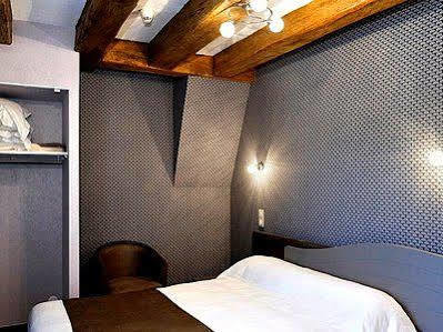 Hotel Auberge De La Bonde Logis Langeais Kültér fotó